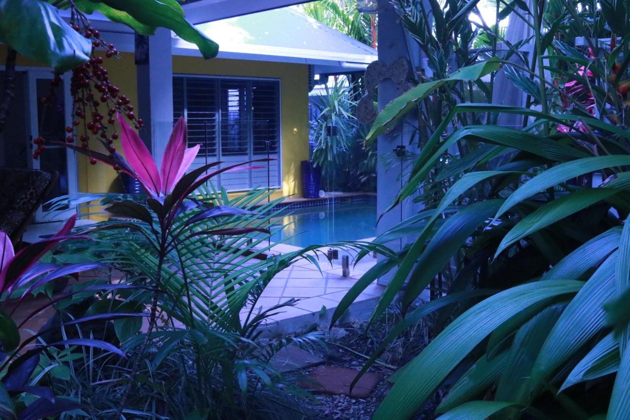 Beauty Tiny Walk To Sea Villa Port Douglas Eksteriør bilde